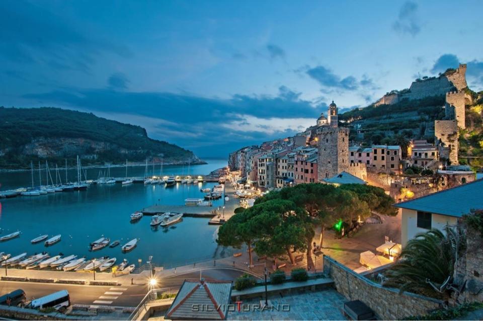 Onde House Casa Vacanze Le Grazie ポルトヴェーネレ エクステリア 写真